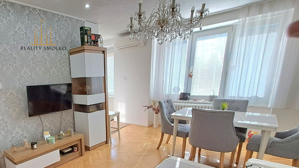 PRENAJATÉ !!!  Prenájom 3-izbový luxusný byt v centre mesta Humenné